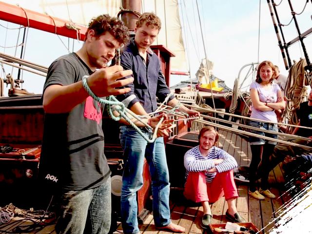 Zeil training aan boord van de tweemast schoener Atyla